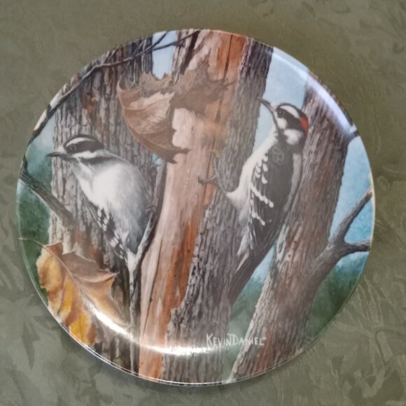 Knowles Birds of Your Garden Collection by Kevin Daniel "The Downy Woodpecker" - Picture 1 of 2